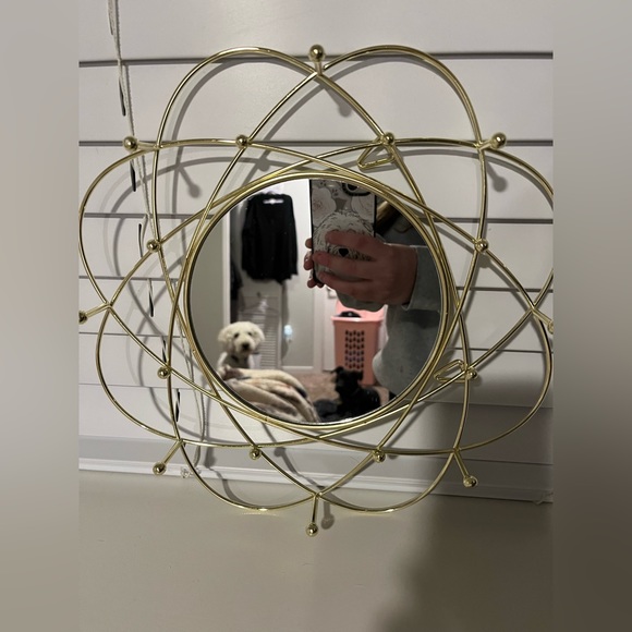 ❌SOLD❌Hanging Mirror Jewelry Organizer! - Picture 2 of 3